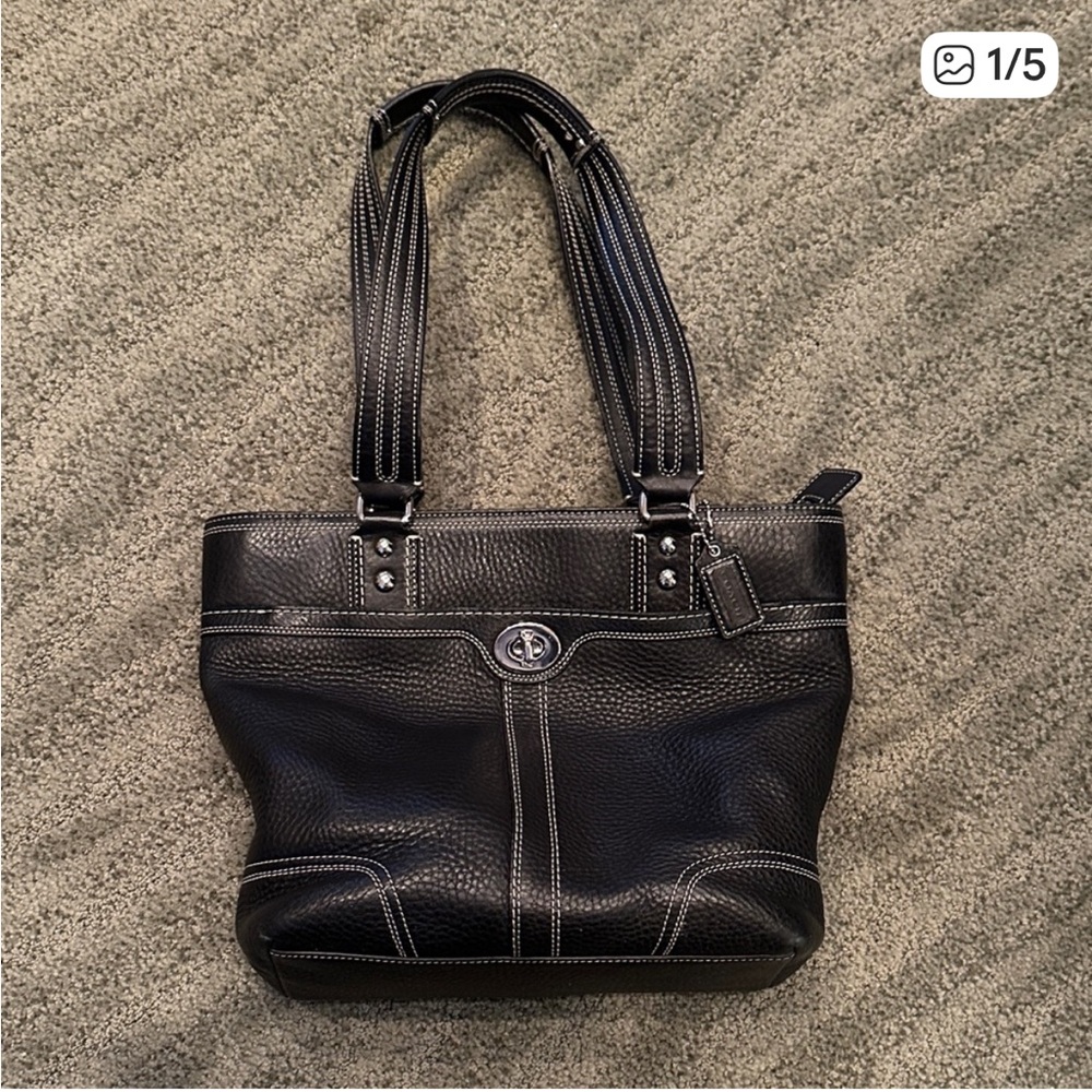 Vintage Coach Y2K Black Leather Bag
